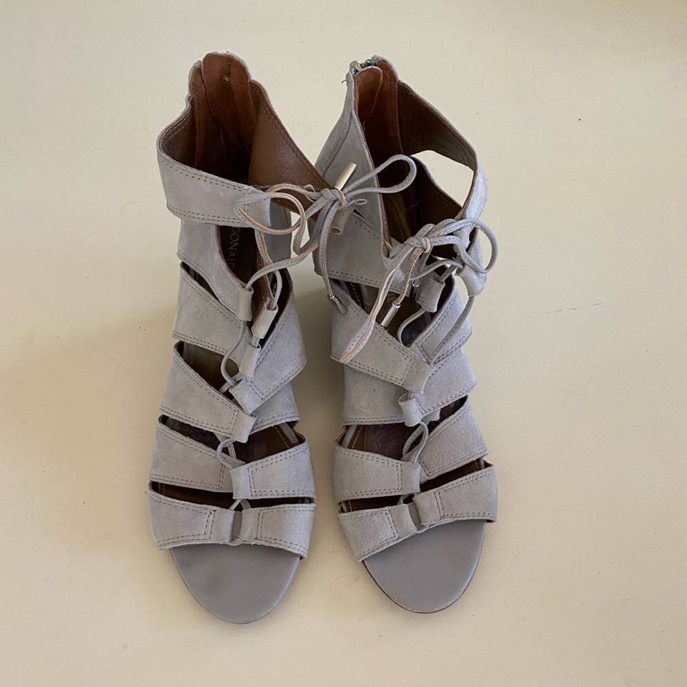 Donald J. Pliner wedge sandals - Picture 1 of 5